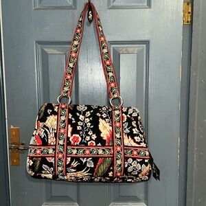 Elegant Authentic Vera Bradley Quilted Bag